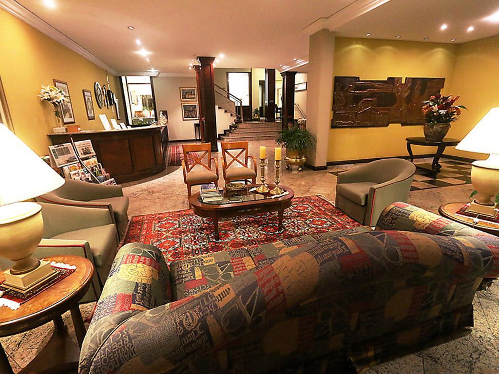Village Hotel Ponta Grossa Kültér fotó