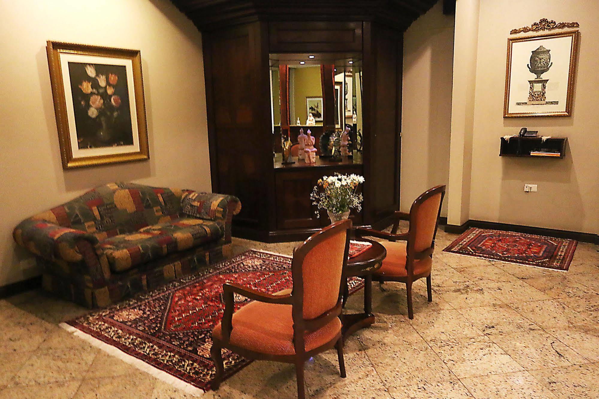 Village Hotel Ponta Grossa Kültér fotó