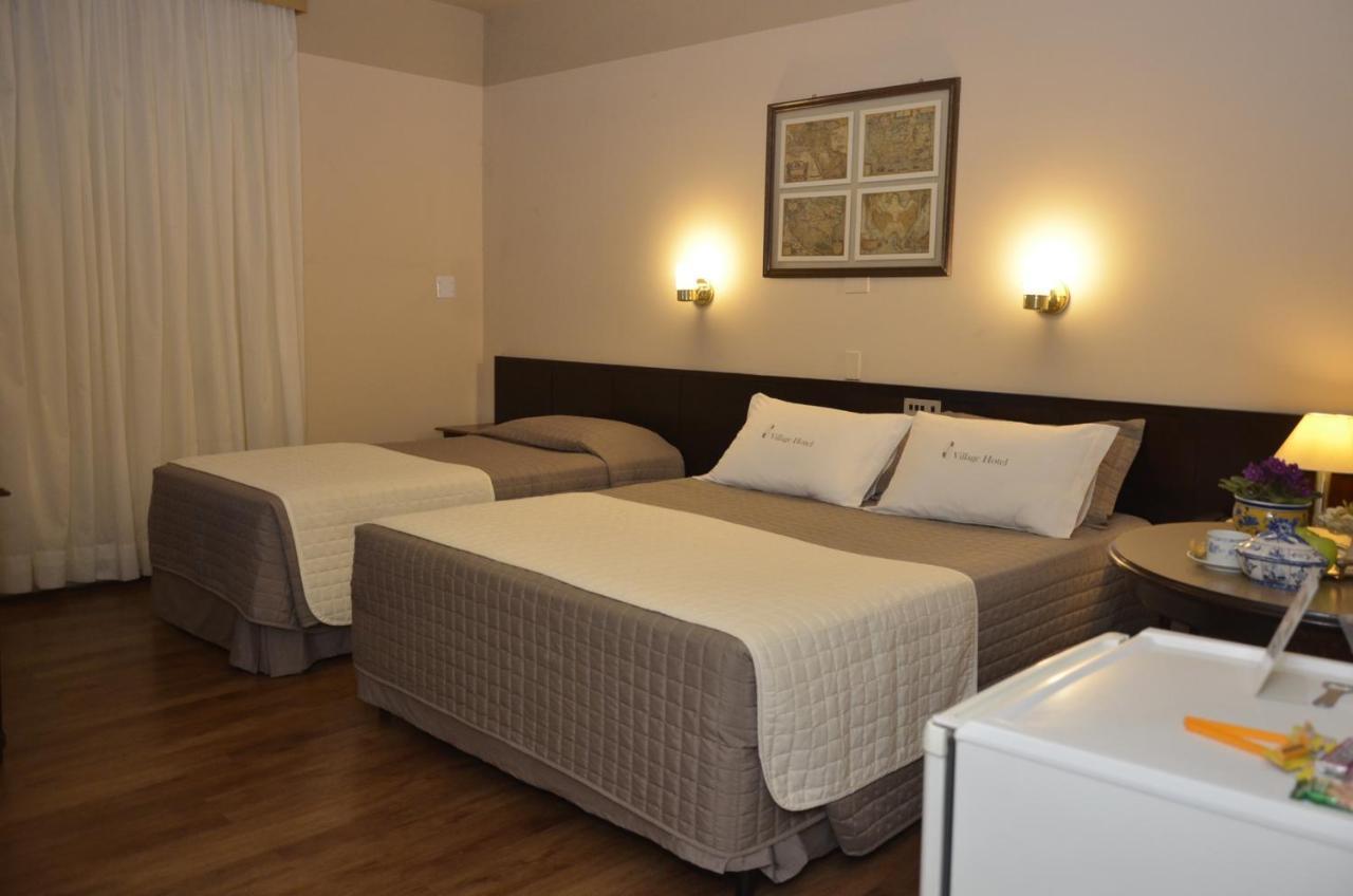 Village Hotel Ponta Grossa Kültér fotó
